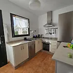 Zisw דירה *